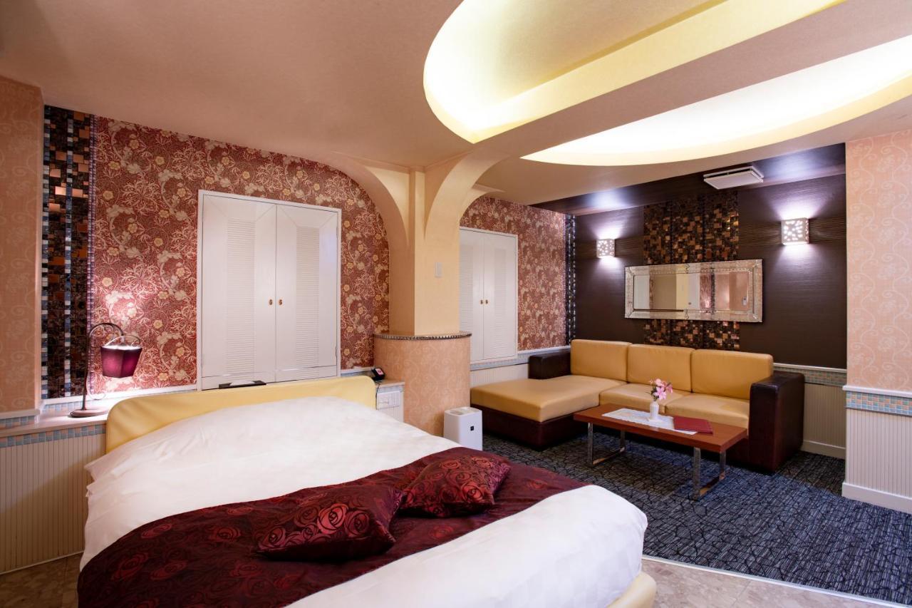 Hotel Apricot (Adults Only) Hiroshima Exterior foto